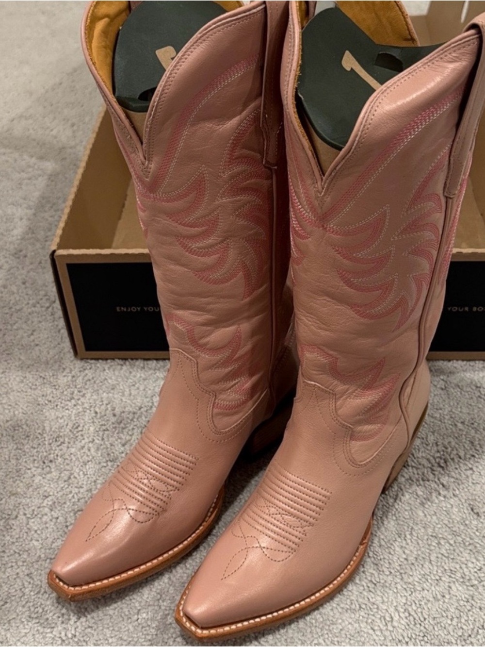 Tecovas Annie Misty Rose Pink Leather Boots - Picture 2 of 9